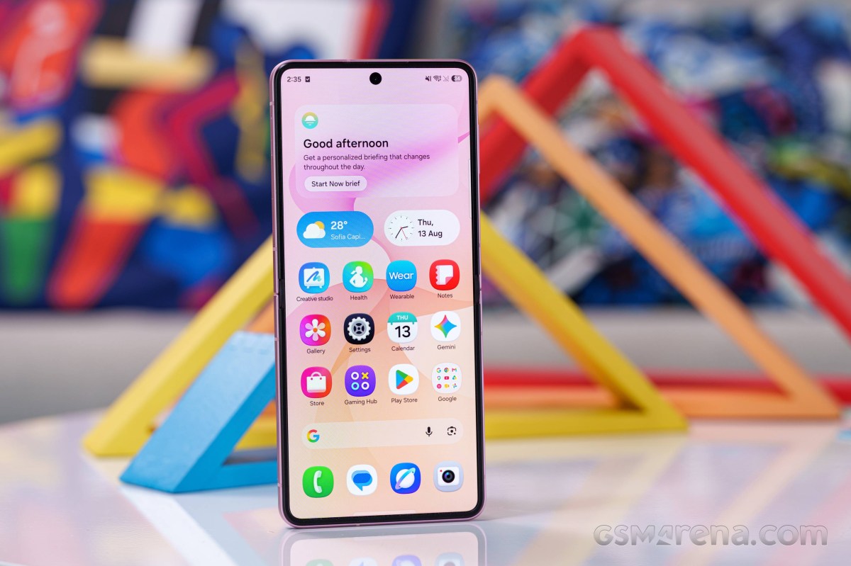 Samsung Galaxy Z Flip8 review