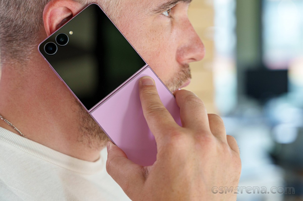 Samsung Galaxy Z Flip8 review