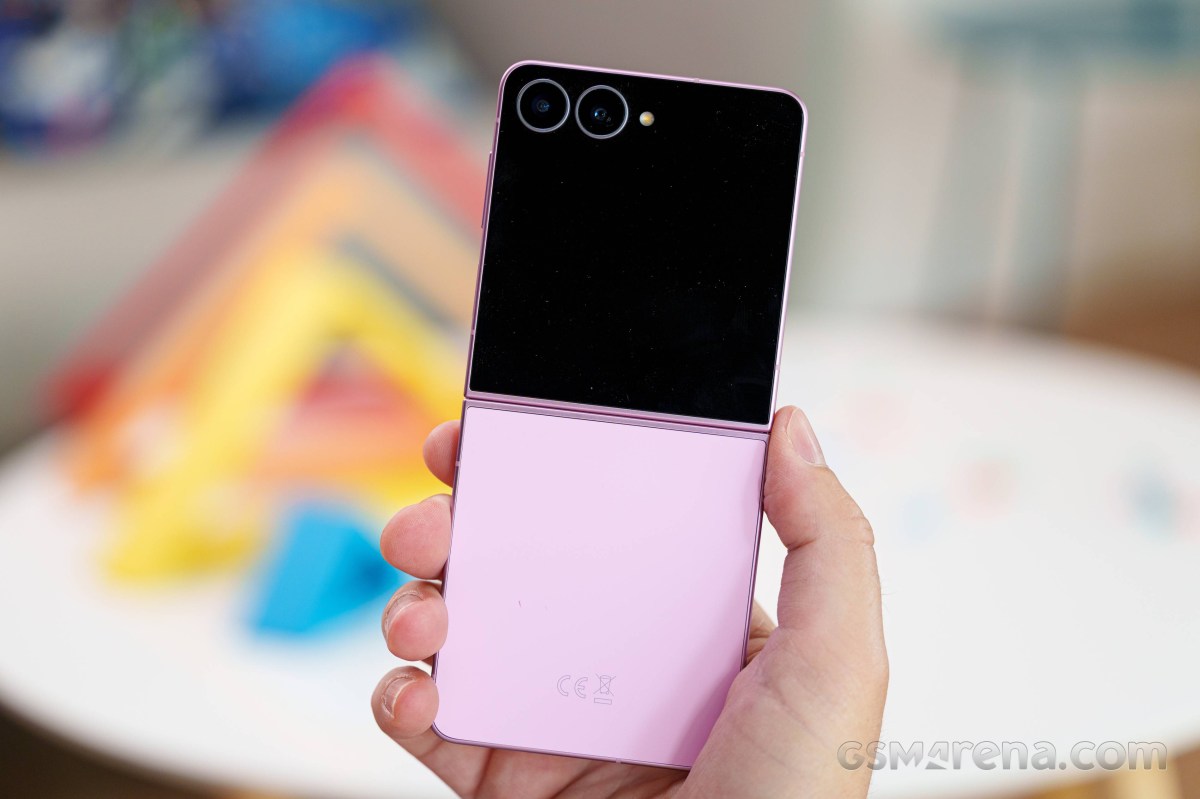 Обзор Samsung Galaxy Z Flip8