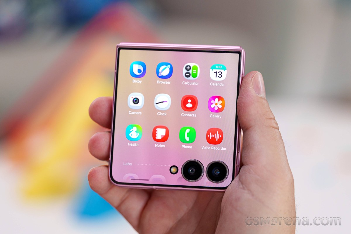 Обзор Samsung Galaxy Z Flip8