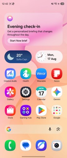Home screen - Samsung Galaxy Z Flip8 review
