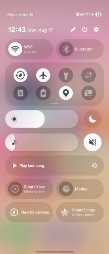 Quick toggles and controls - Samsung Galaxy Z Flip8 review