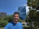 Selfie samples, ultrawide rear camera (0.6x) - 13mm, f/1.9, ISO 40, 1/2365s (4000x3000px) - Samsung Galaxy Z Fold8 review