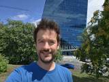 Selfie samples, cover camera - 23mm, f/2.2, ISO 25, 1/1002s (3648x2736px) - Samsung Galaxy Z Fold8 review