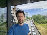 Selfie samples, internal camera - 17mm, f/2.2, ISO 25, 1/577s (3648x2736px) - Samsung Galaxy Z Fold8 review