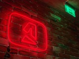 Low-light samples, main camera (2x) - 47mm, f/1.9, ISO 1600, 1/30s (4000x3000px) - Sony Xperia 1 VIII review