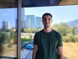 Human subjects, main camera (1x): Portrait mode - f/1.9, ISO 50, 1/250s (4000x3000px) - Sony Xperia 10 VIII review
