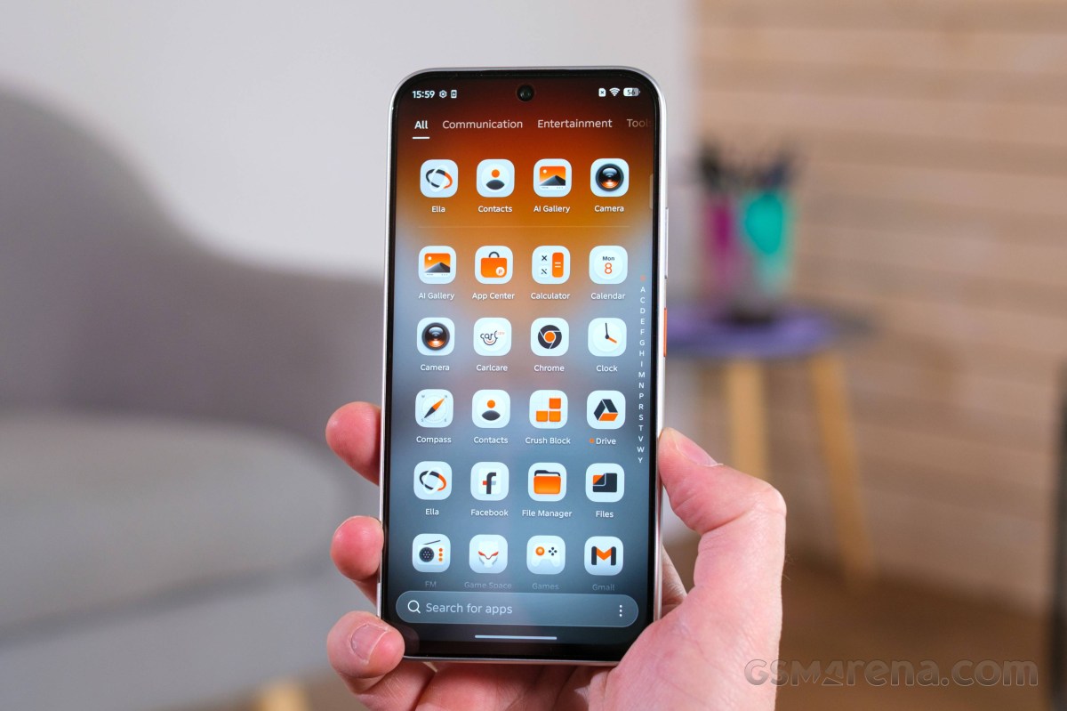 Tecno Pova 8 recenzija