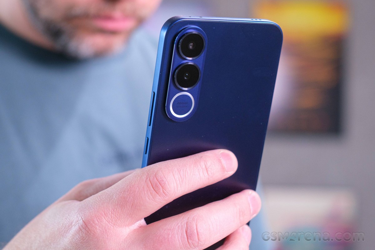vivo V70 FE review