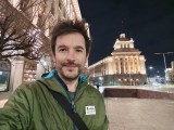 Selfie samples - 20mm, f/2.0, ISO 6875, 1/14s (4080x3072px) - vivo V70 review