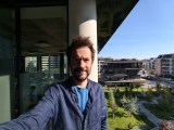 Selfie samples, rear ultrawide camera (0.6x) - 16mm, f/2.0, ISO 50, 1/209s (4080x3060px) - vivo X Fold6 review