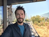 Selfie samples, cover selfie camera - 20mm, f/2.4, ISO 64, 1/100s (5120x3840px) - vivo X Fold6 review