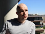 Human subjects, main camera (2x): Photo mode (2x) - 46mm, f/1.7, ISO 50, 1/304s (4080x3072px) - vivo X Fold6 review