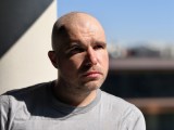 Human subjects, telephoto camera (3x): Portrait mode (100mm) - 100mm, f/5.6, ISO 72, 1/1217s (4096x3072px) - vivo X Fold6 review