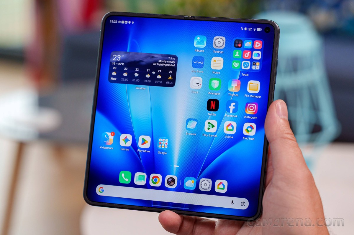 складной смартфон vivo X Fold6 — иллюстрация 2 к материалу складной смартфон vivo X Fold6 — иллюстрация 2 к материалу