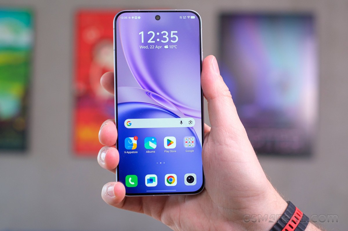 Обзор Vivo X300 FE