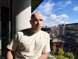 Human subjects, main camera (1x): Photo mode - 24mm, f/1.6, ISO 67, 1/1363s (4096x3072px) - vivo X500 Pro Max review