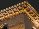 Low-light samples, telephoto camera (8.6x) - 200mm, f/3.0, ISO 2000, 1/17s (4080x3072px) - Xiaomi 17 Ultra review