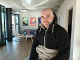 Human subjects, main camera (1x): Photo mode - 23mm, f/1.7, ISO 50, 1/591s (4096x3072px) - Xiaomi 17 Ultra review