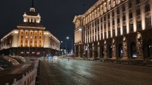 Xiaomi 17 Ultra, video screengrabs, low light: 1x -  (3840x2160px) - Xiaomi 17 Ultra review