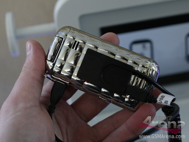 Samsung S5150 Diva folder