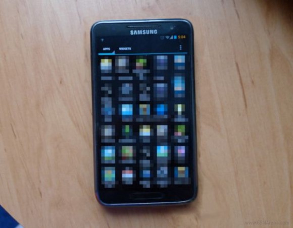Is this a live photo of Samsung Galaxy S III?
