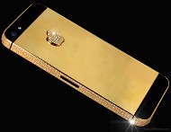 iPhone 5 with gold and diamonds surfaces, costs $15.3 million