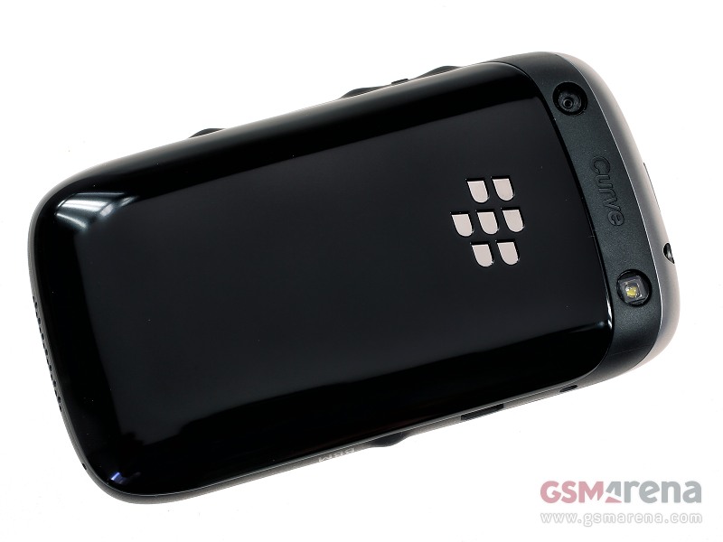 BlackBerry Curve 9320 pictures, official photos