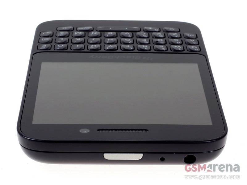 BlackBerry Q5