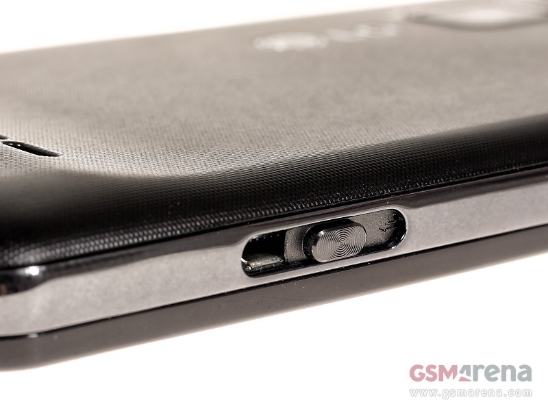 LG Optimus 3D Max P720