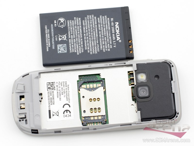 Nokia 3120 classic pictures, official photos