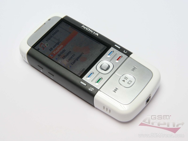 Nokia 5700 pictures, official photos