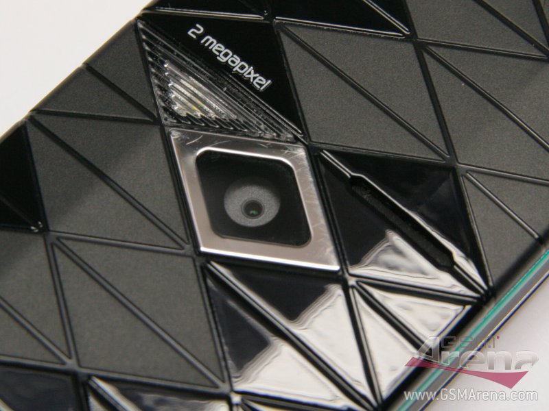 Nokia 7500 Prism pictures, official photos