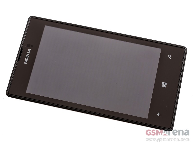 Nokia Lumia 520 pictures, official photos