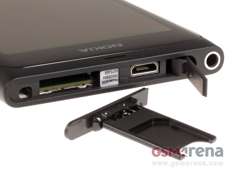 Nokia Lumia 800 pictures, official photos