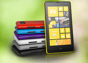 Nokia Lumia 820 review: Backup squad
