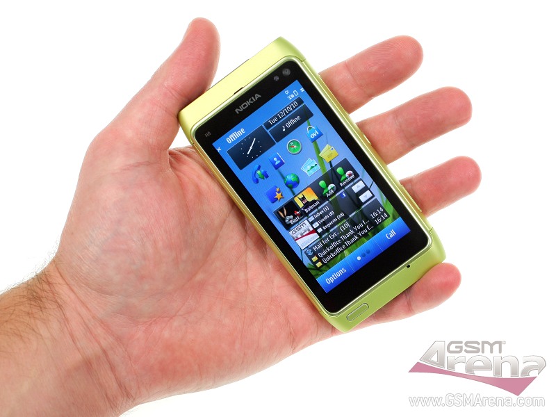 Nokia N8