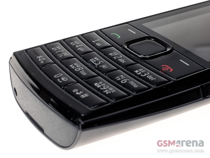 Nokia X2-02 pictures, official photos