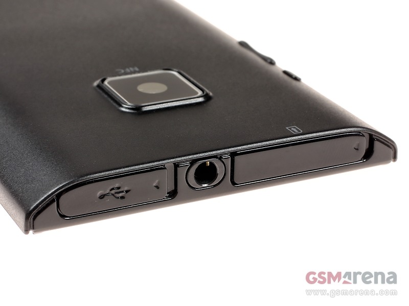 Panasonic Eluga DL1