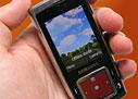 Samsung E950 review: Еccentric slider