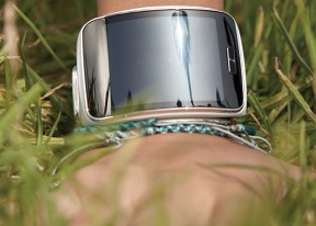 Samsung Gear S review: Between two worlds