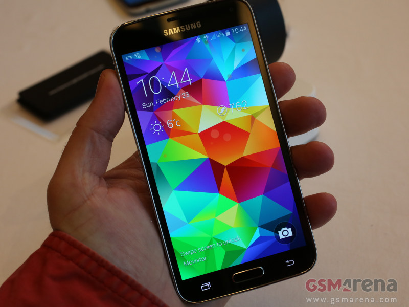 Samsung Galaxy S5 Review Fab Five Gsmarena Com Tests