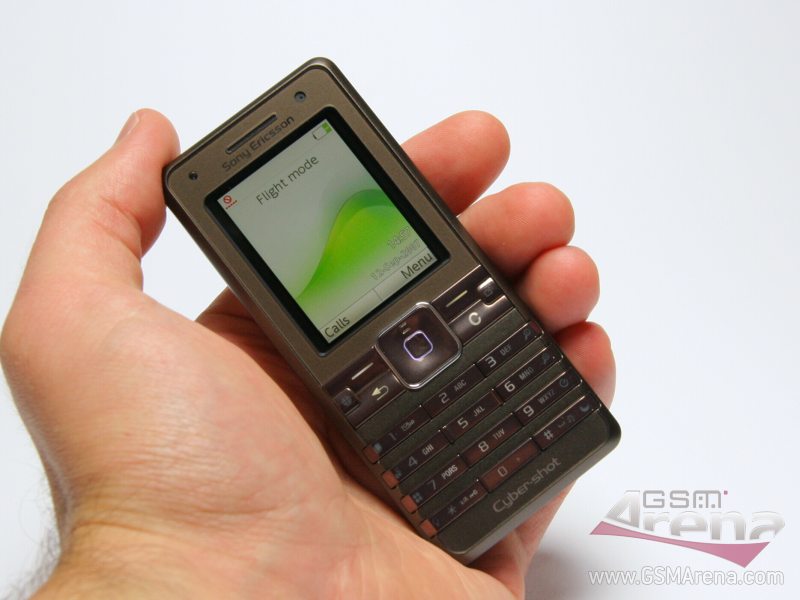 Sony Ericsson K770 pictures, official photos