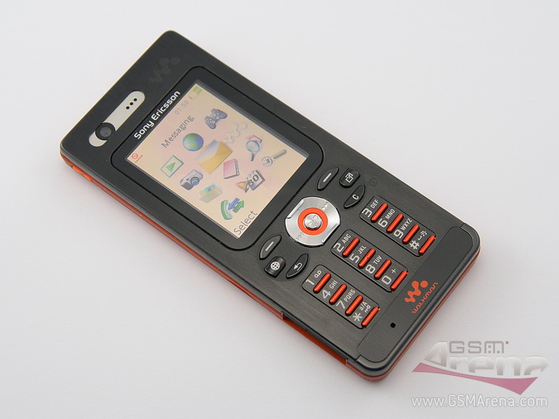 Sony Ericsson W880i - 维基百科，自由的百科全书