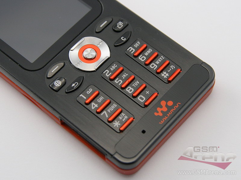 Sony Ericsson W880 pictures, official photos