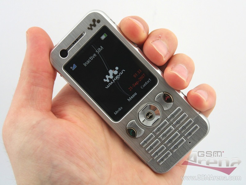 Sony Ericsson W890