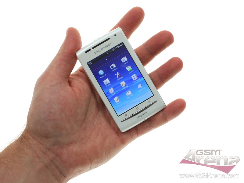 Sony Ericsson Xperia X8 pictures, official photos