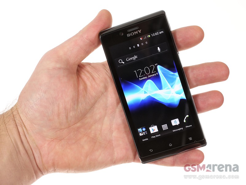 Sony Xperia J pictures, official photos