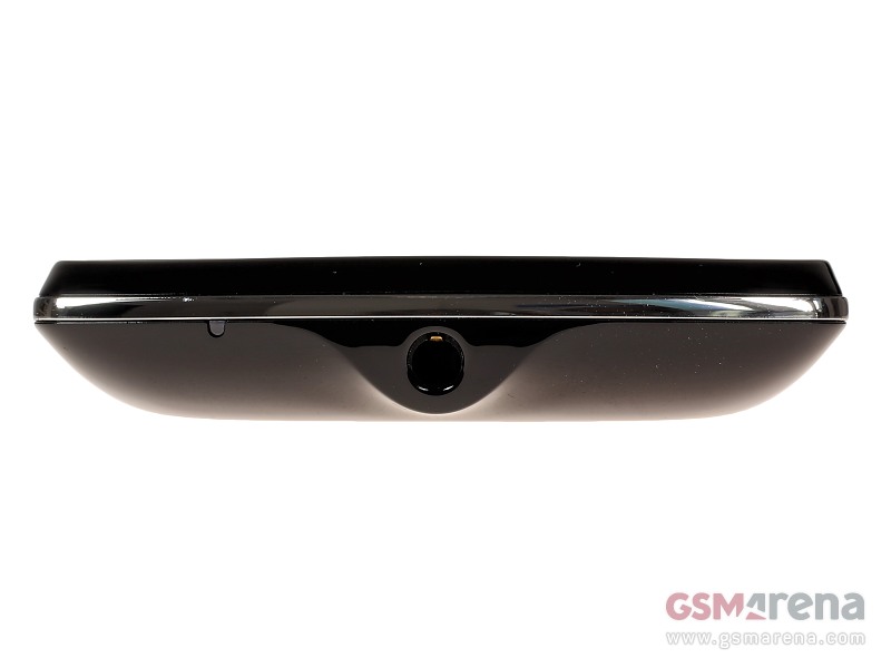 Sony Xperia neo L pictures, official photos
