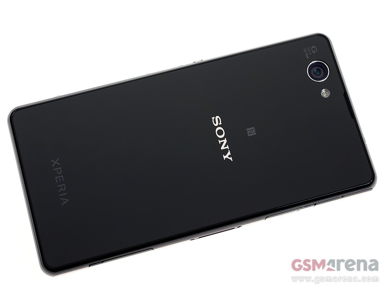 Sony Xperia Z1 Compact pictures, official photos